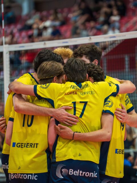 🥇- "Winner Winner Chicken Dinner" U23 @volley_jona